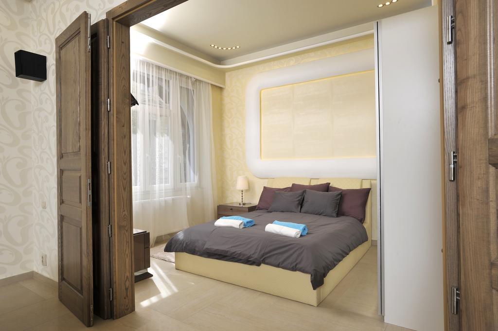 Basilica Grand Luxury In The Historic Center Apartment Budapest Room photo
